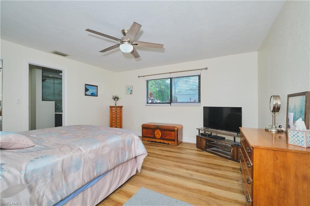 16571 Marc Allen DR-14
