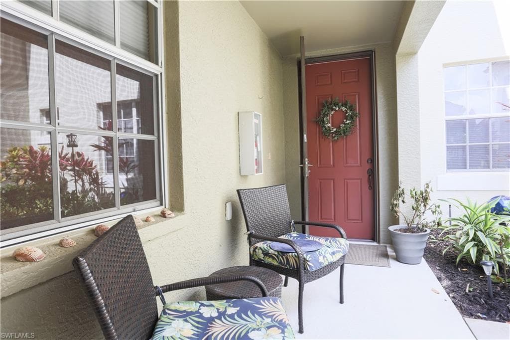 1710 Tarpon Bay DR S 4-6