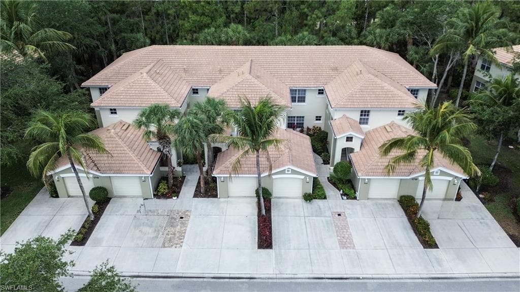 1710 Tarpon Bay DR S 4-31