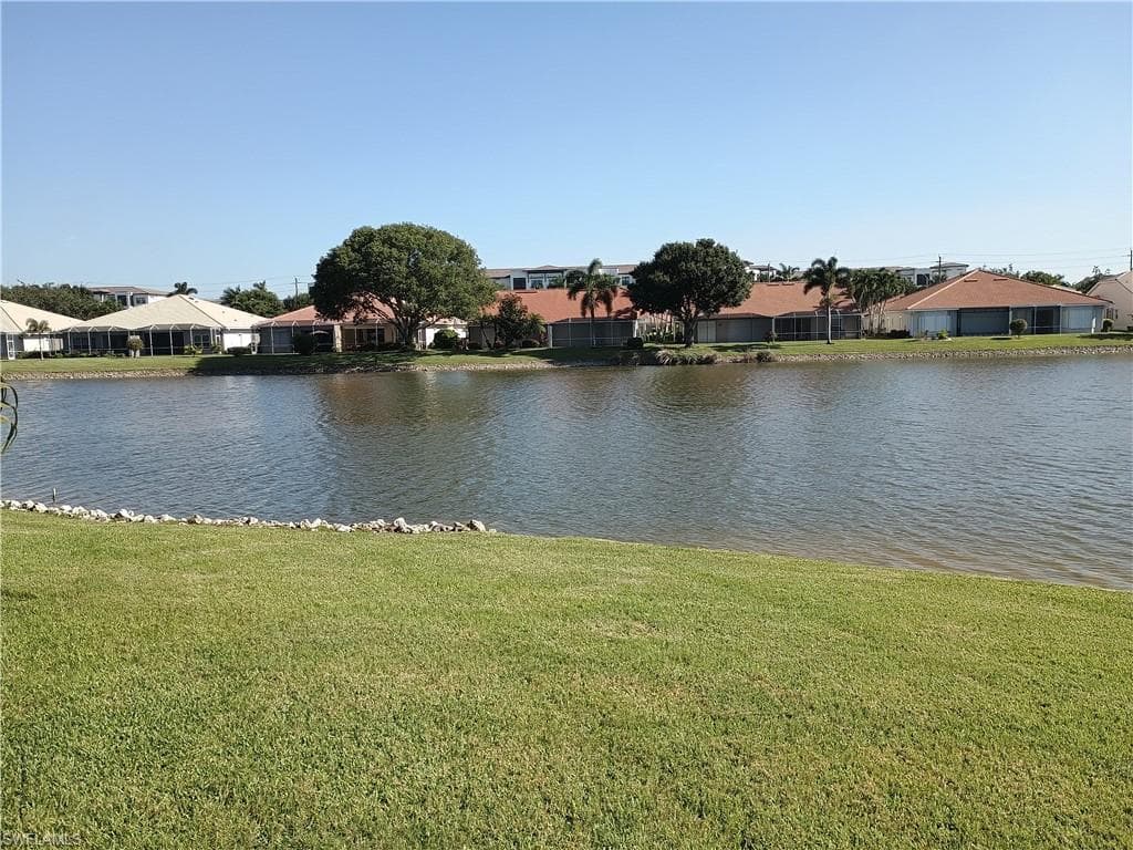 6820 Lone Oak BLVD-22