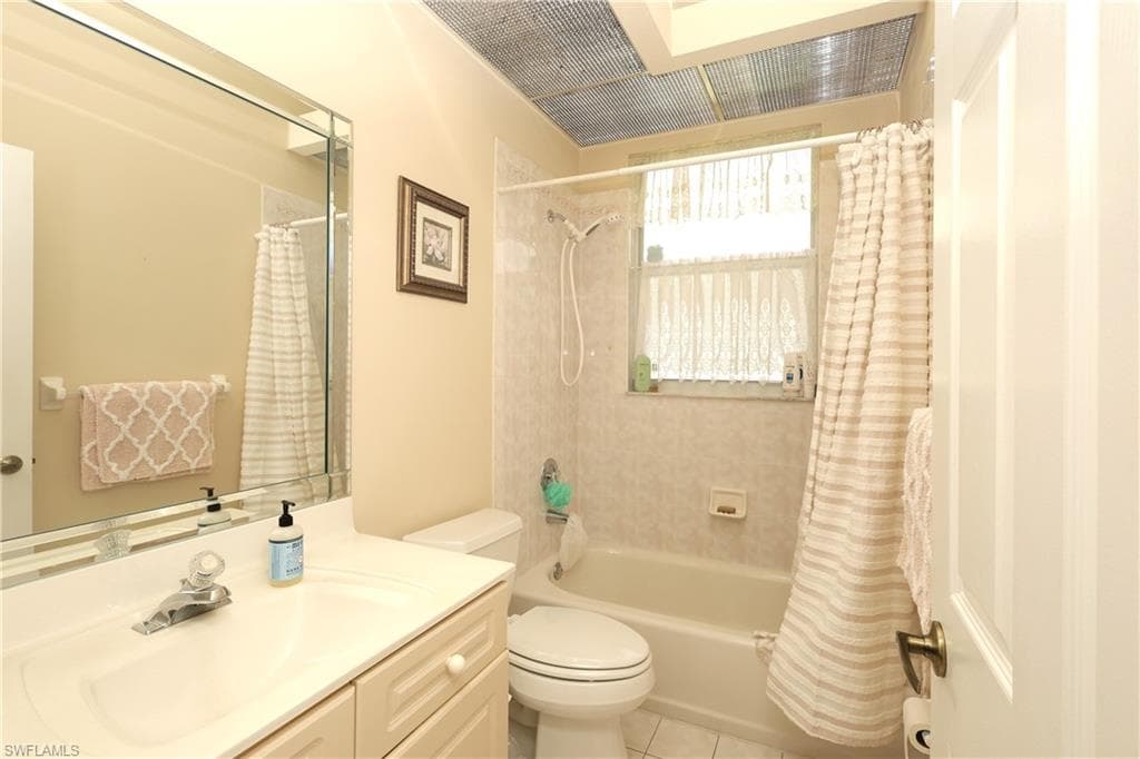 6820 Lone Oak BLVD-14