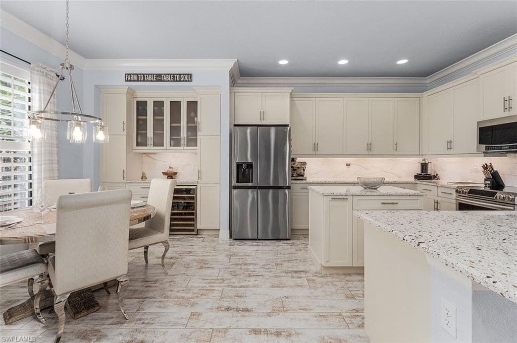 13528 Mandarin CIR-16
