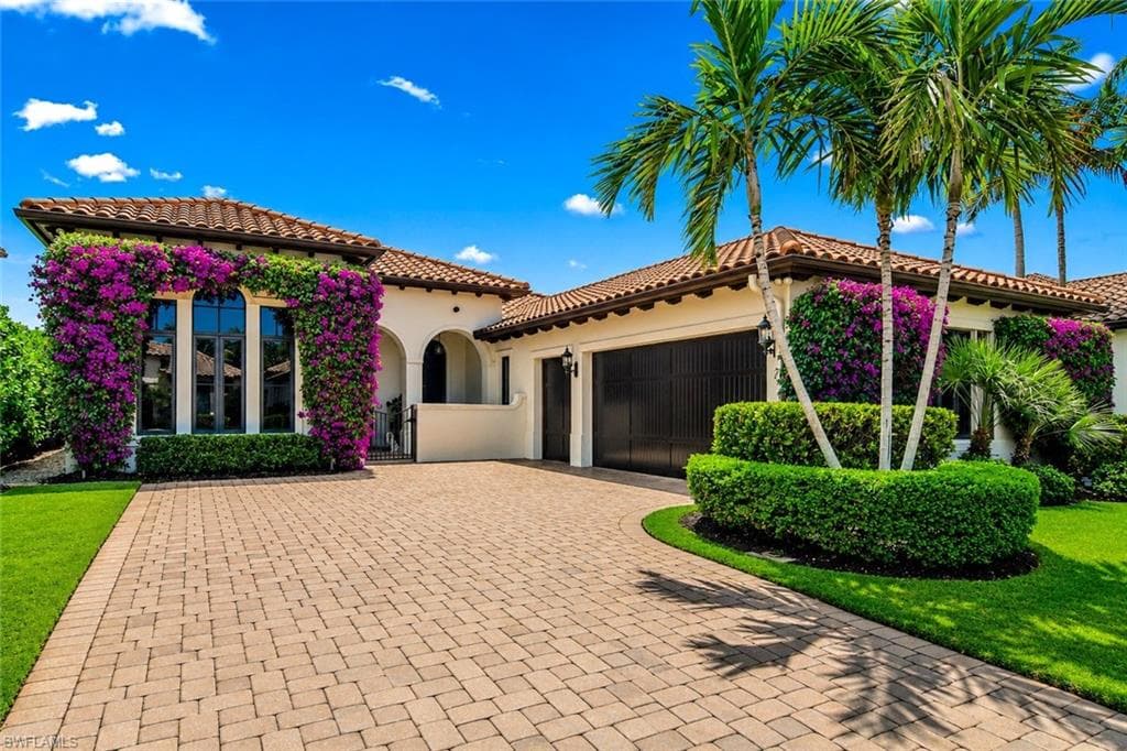 2220 Residence CIR-2