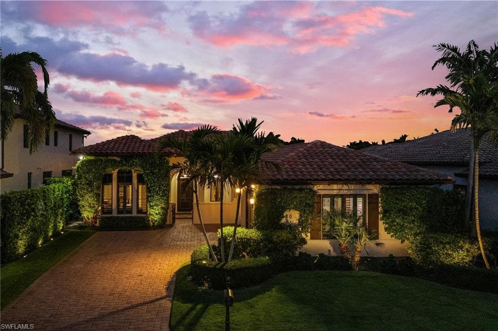 2220 Residence CIR-3