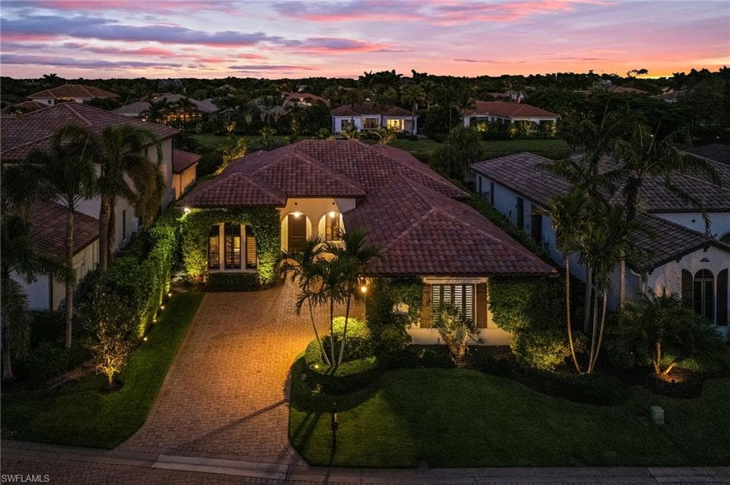 2220 Residence CIR-40
