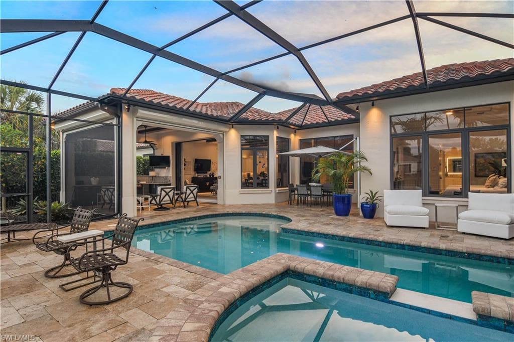 2220 Residence CIR-29