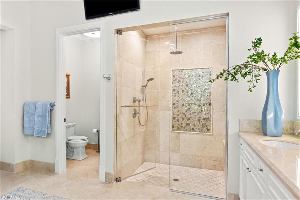2220 Residence CIR-21