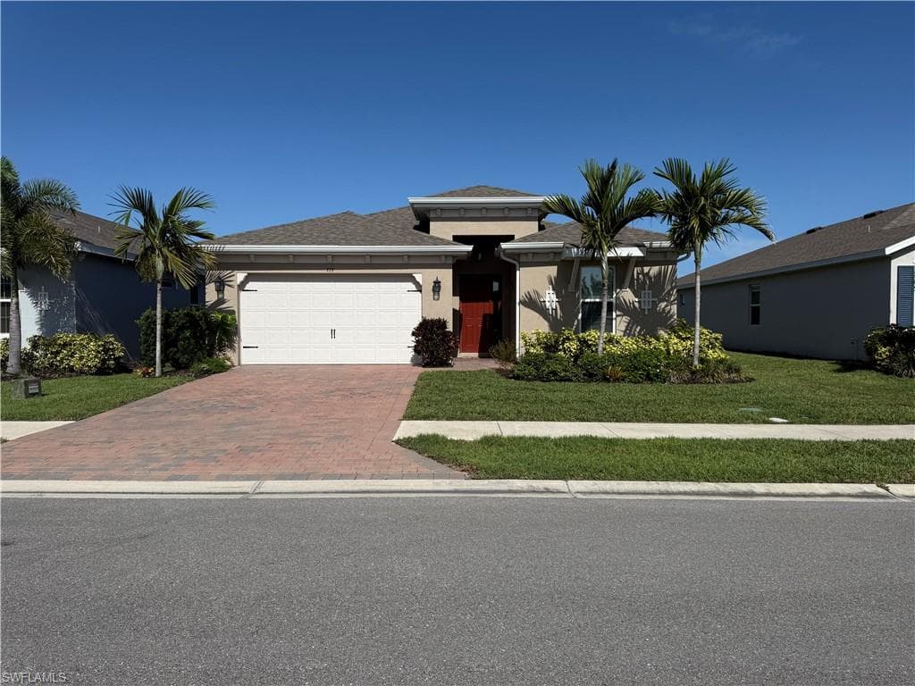 719 HEATHER LAKE AVE-2
