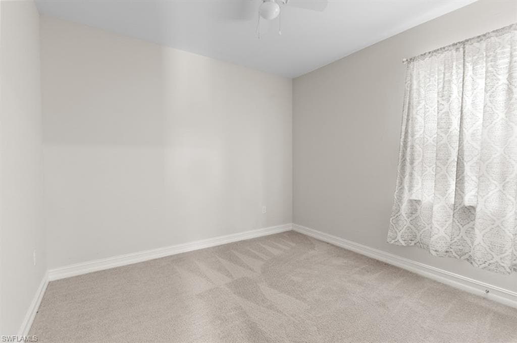 719 HEATHER LAKE AVE-35