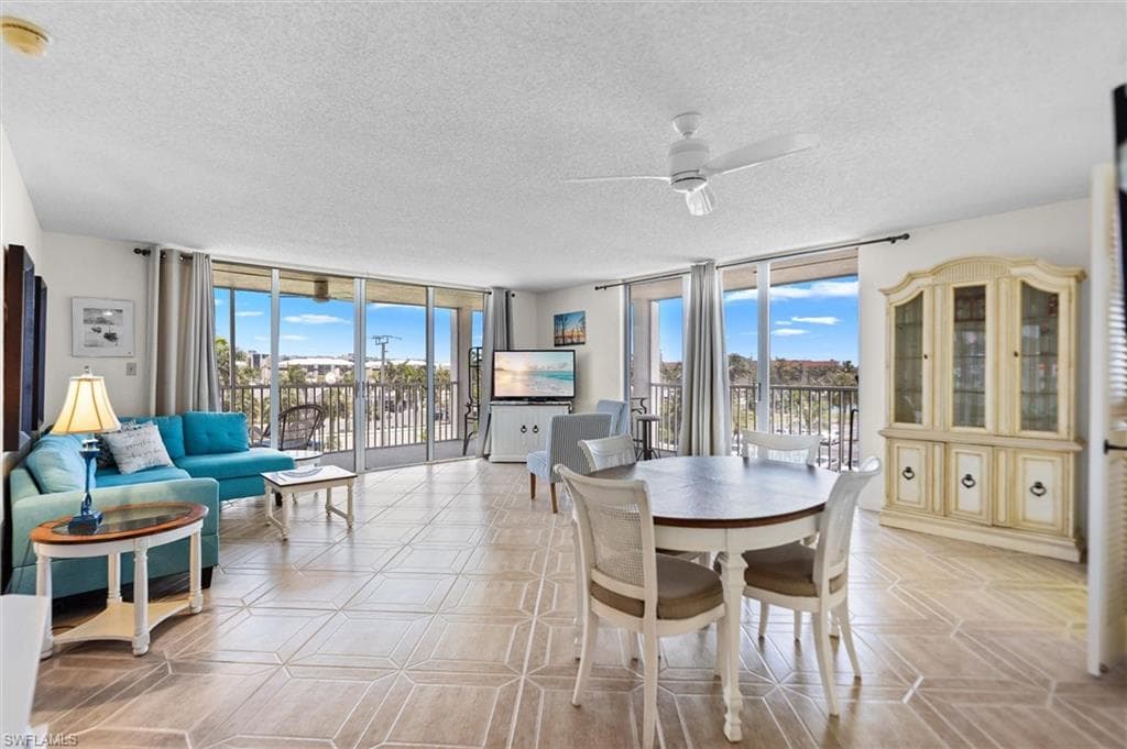 7148 Estero BLVD 322-2