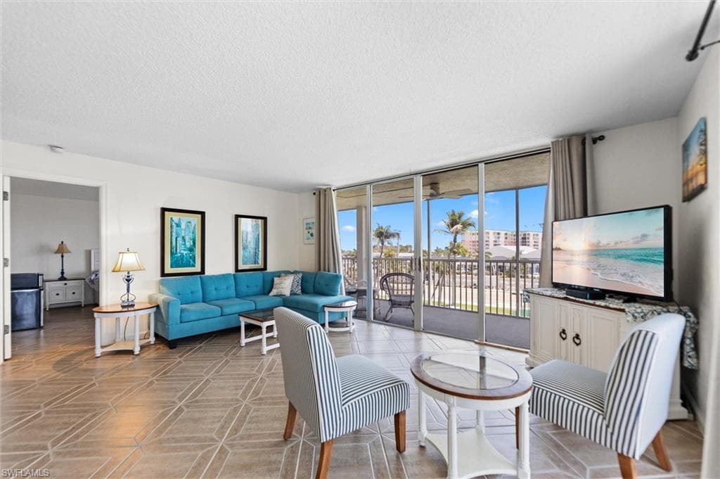 7148 Estero BLVD 322-6