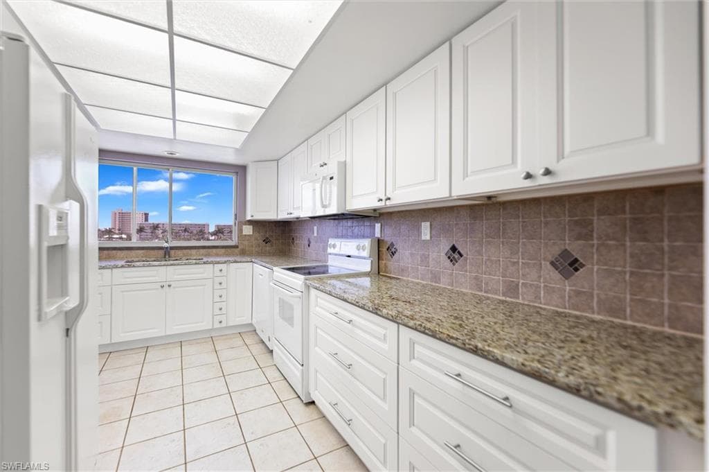 7148 Estero BLVD 322-10