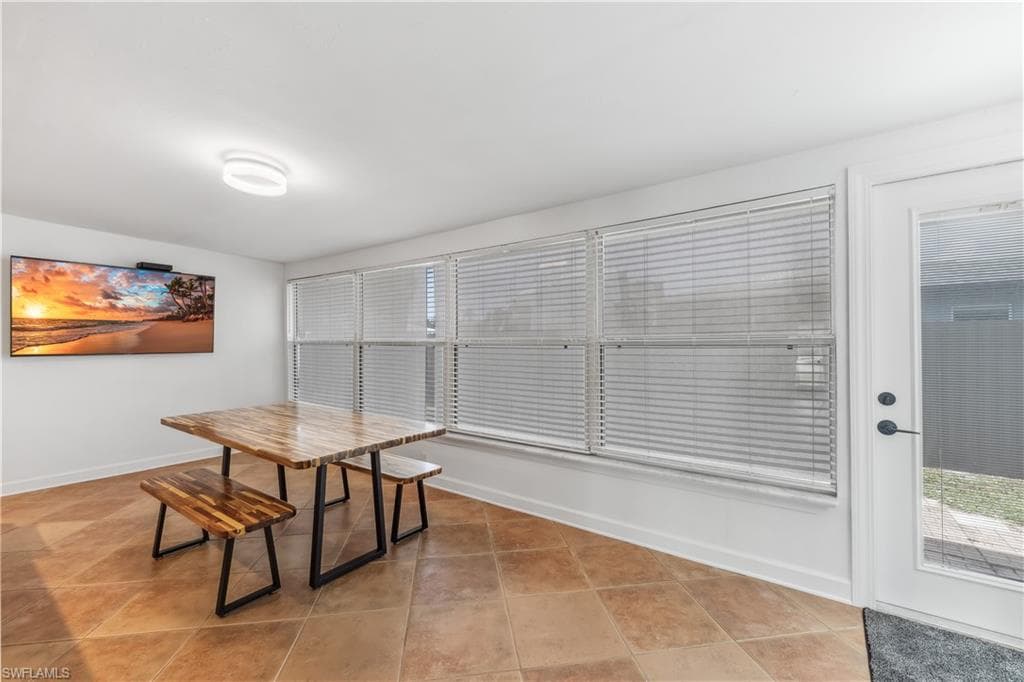 5654 Natoma DR-13