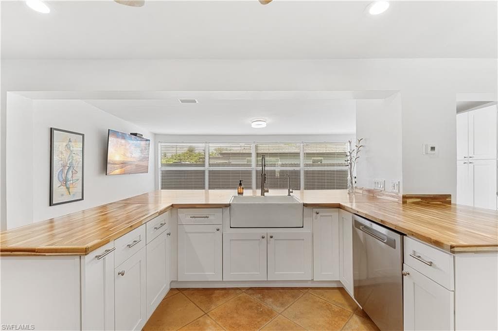 5654 Natoma DR-5