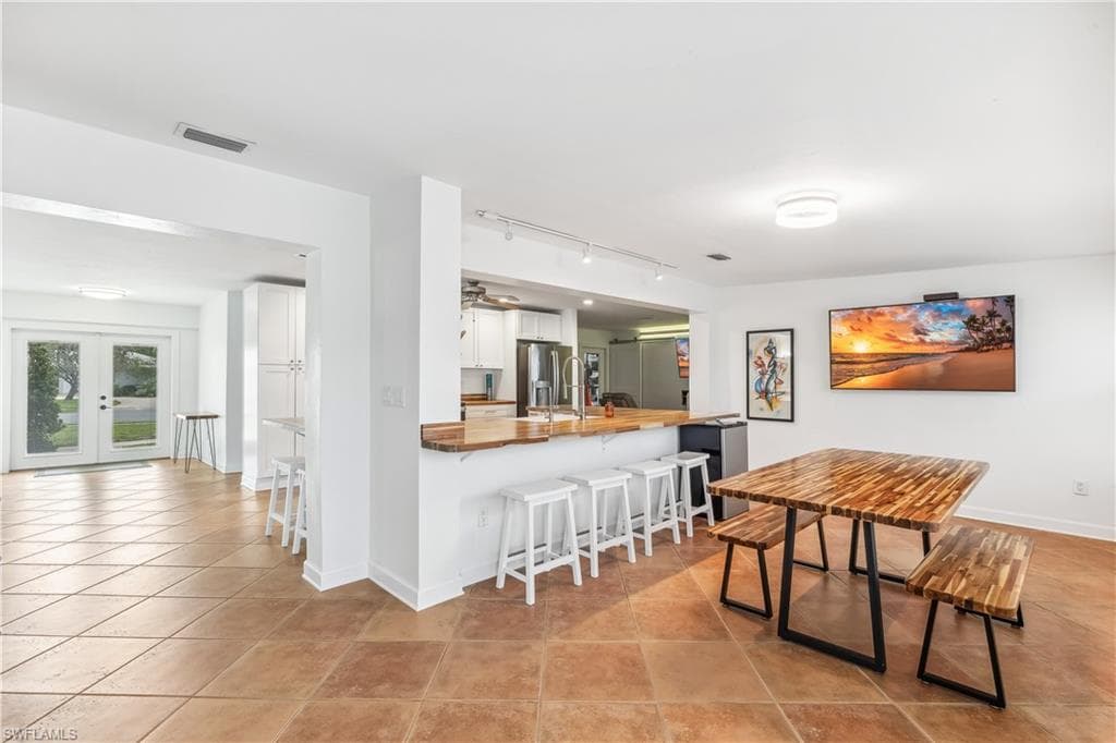 5654 Natoma DR-11