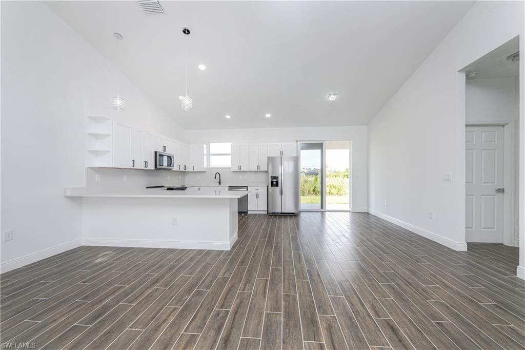 8350 Walbert ST-12
