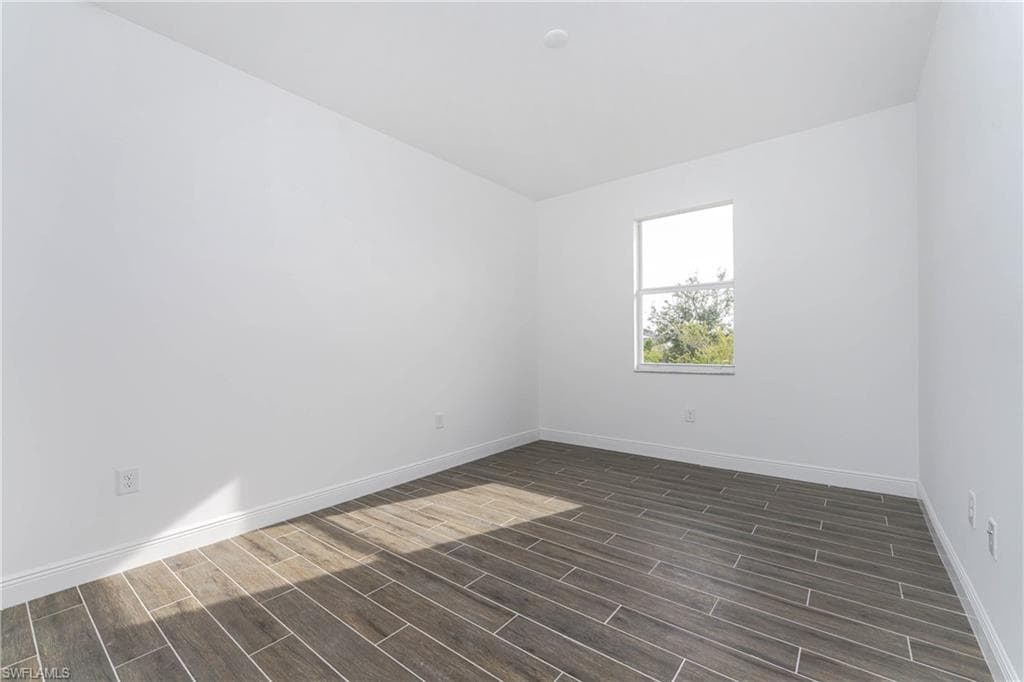 8350 Walbert ST-18