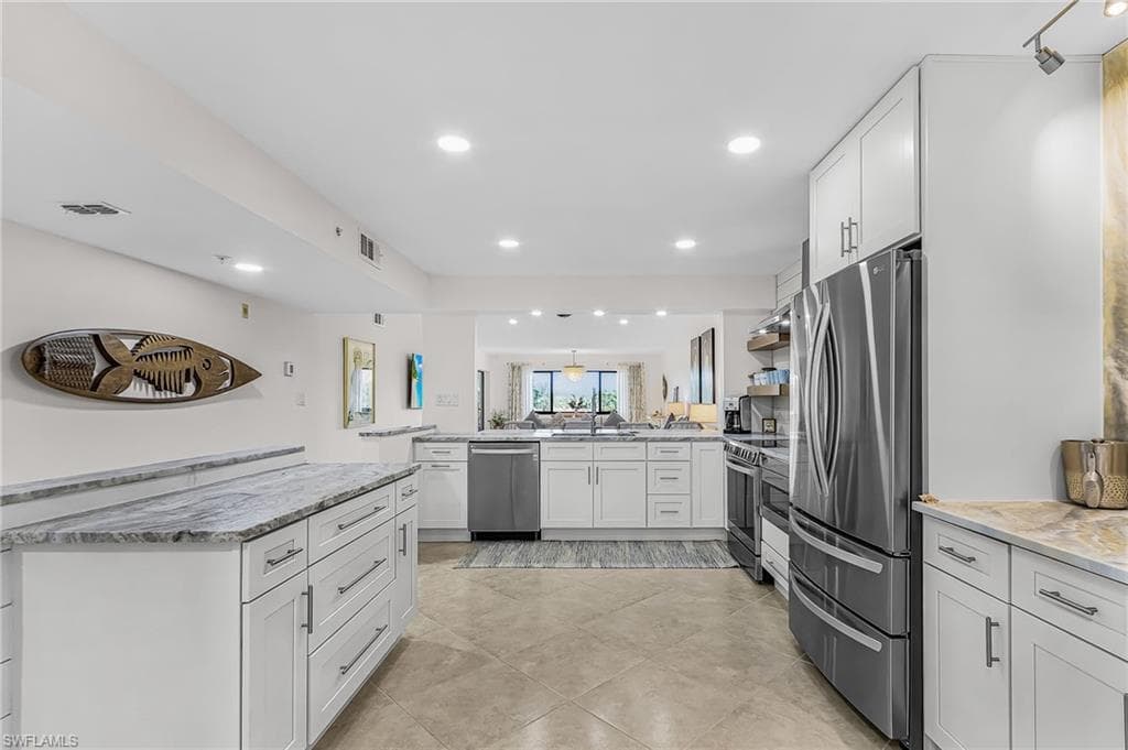 9901 Sunset Cove LN 237-16
