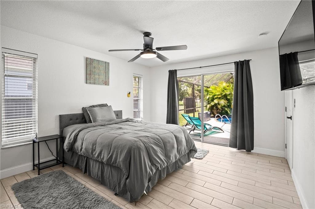 2001 Bahama AVE-28