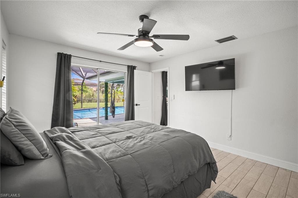 2001 Bahama AVE-29