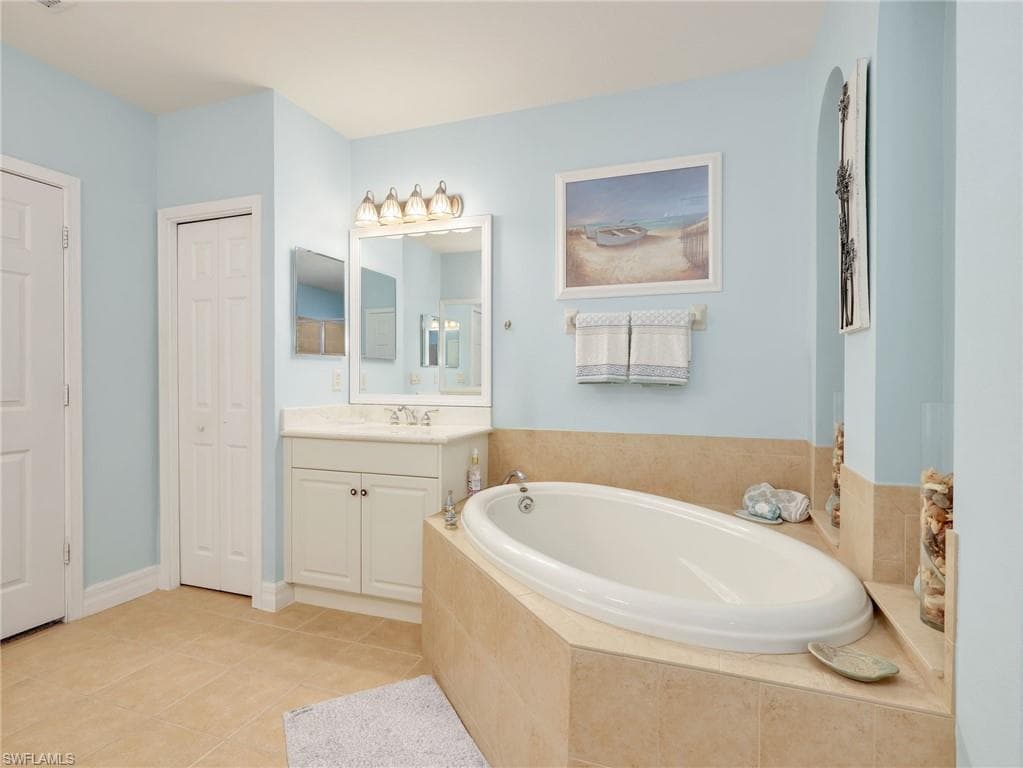 21522 Baccarat LN 102-20