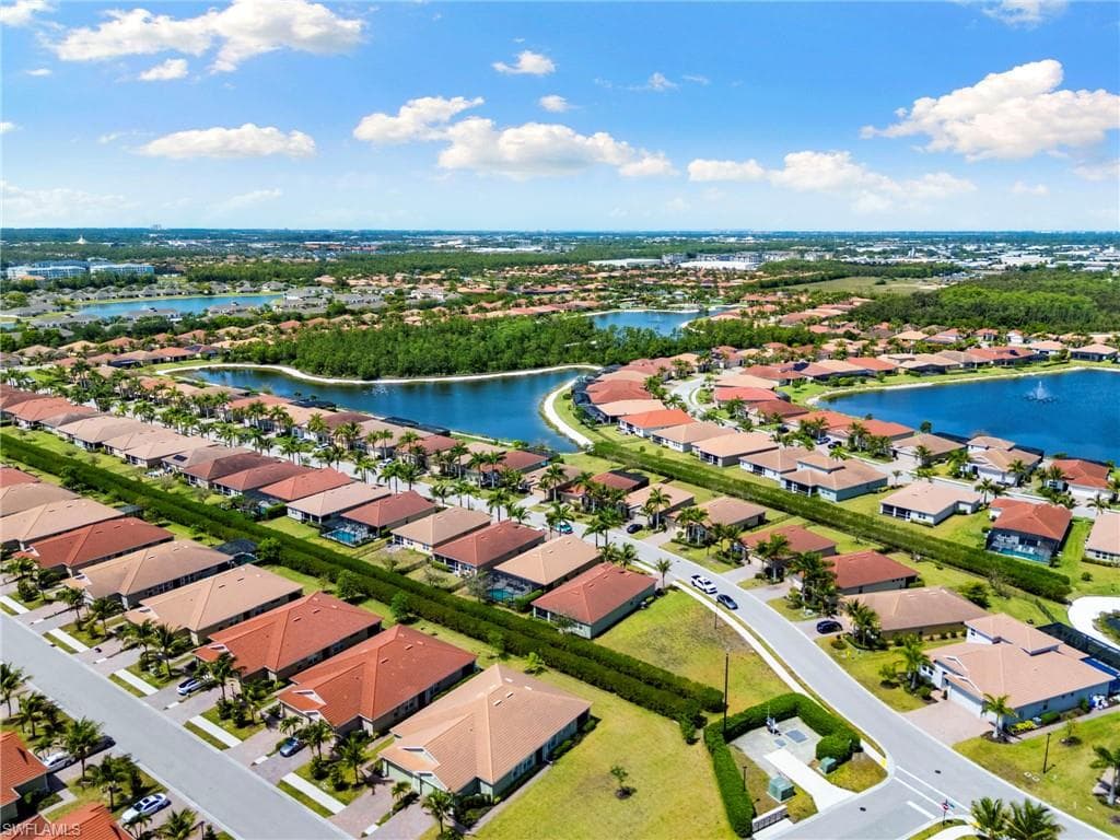 3215 Birchin LN-33
