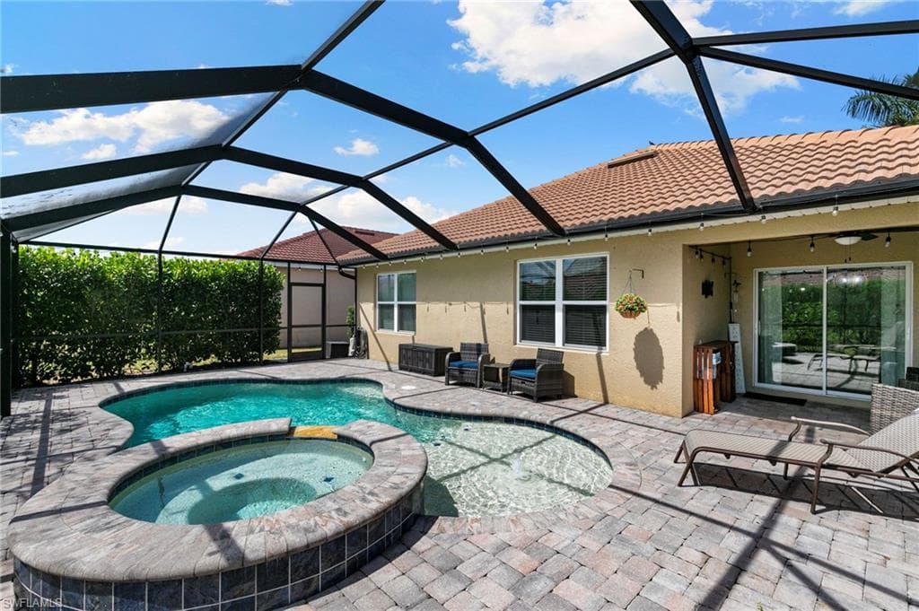 3215 Birchin LN-21