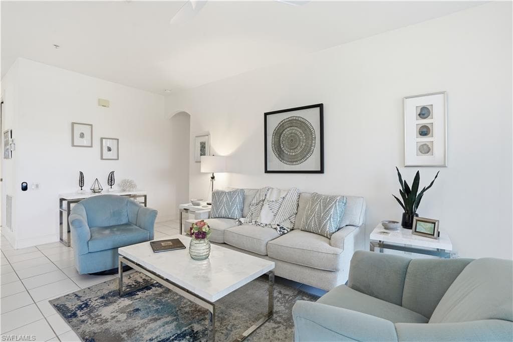 800 Carrick Bend CIR 103-4