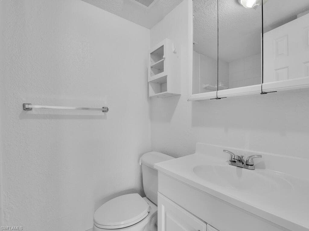 4617 Bayshore DR H5-13