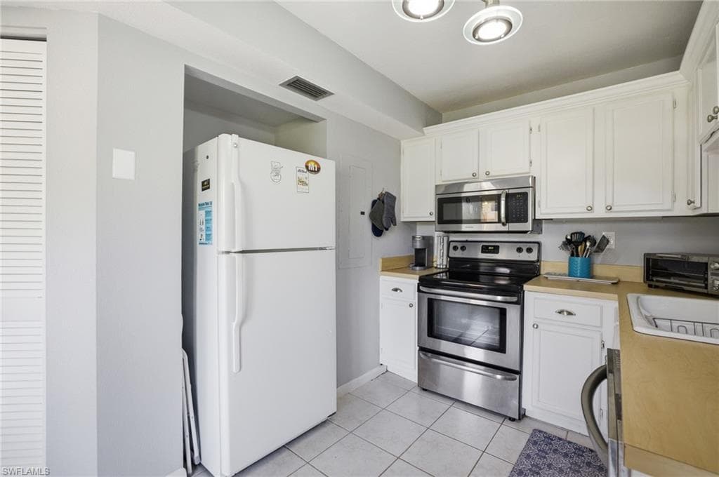1504 Mainsail DR 6-7