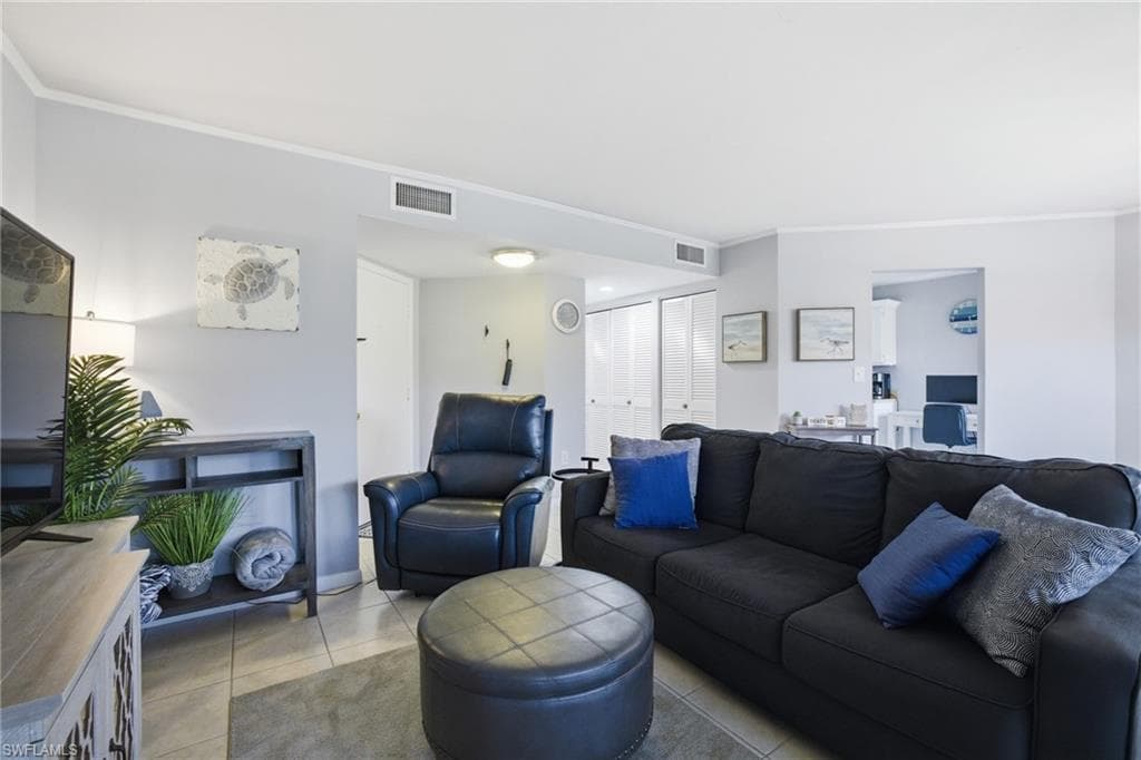 1504 Mainsail DR 6-3