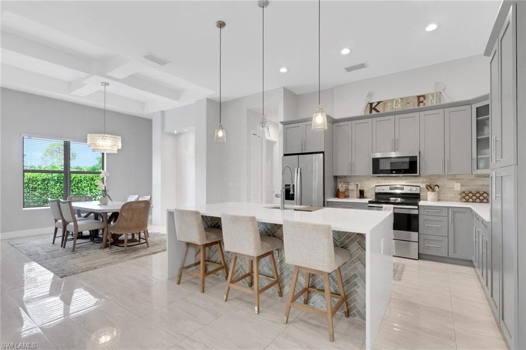 3028 Woodstock AVE-11