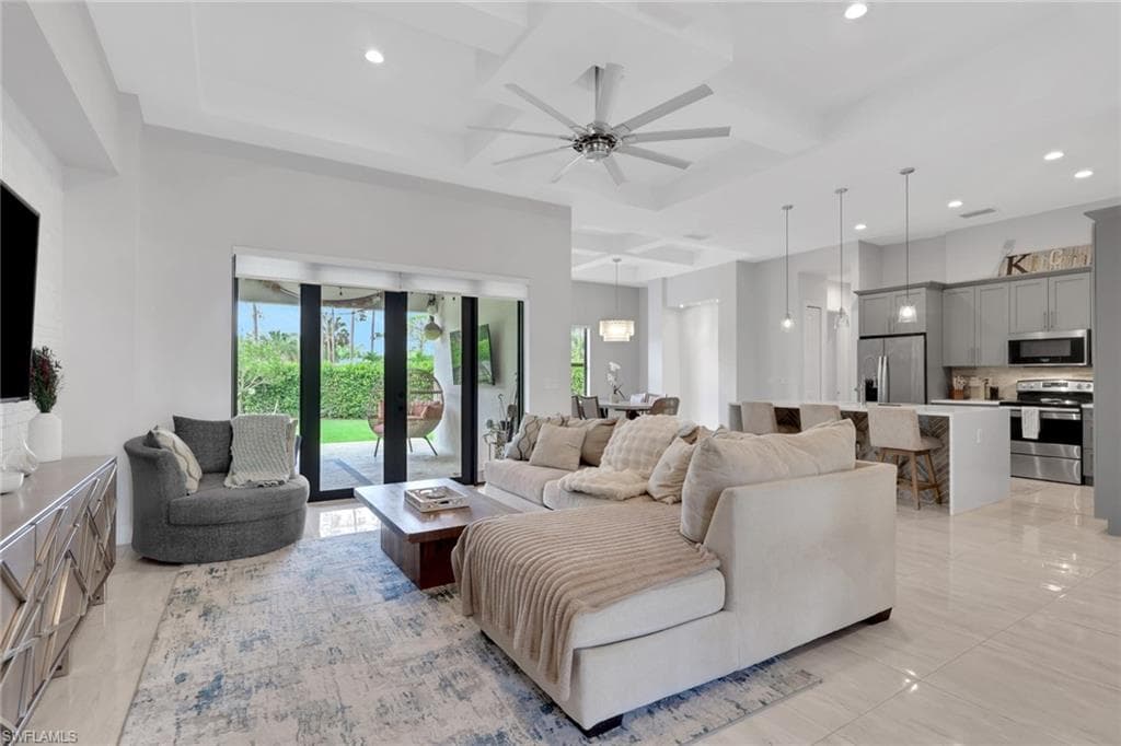 3028 Woodstock AVE-8