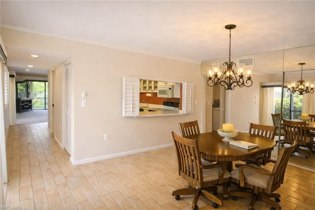 6979 Winkler RD 111-6