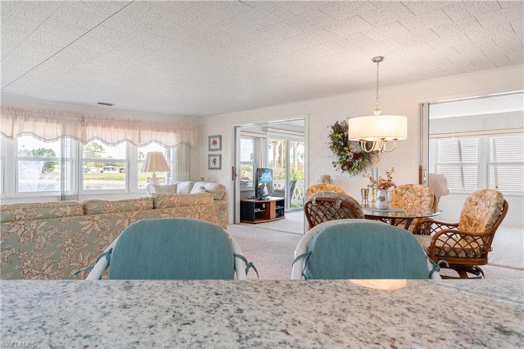 237 Palmer BLVD-12