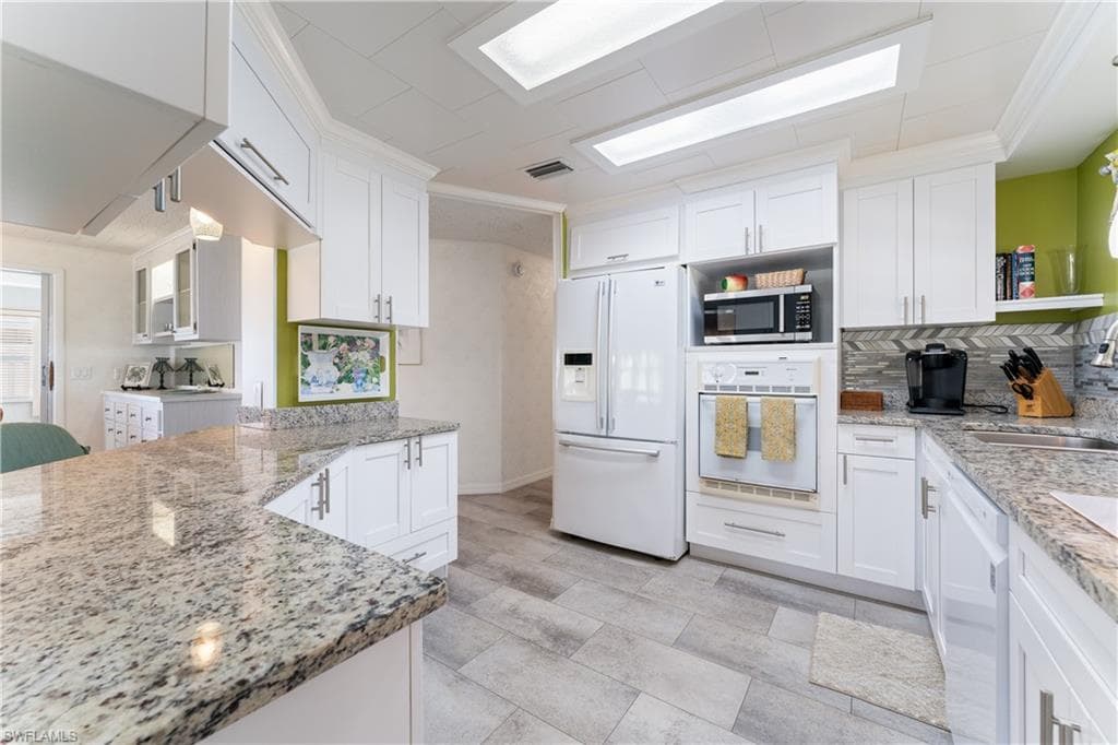 237 Palmer BLVD-9