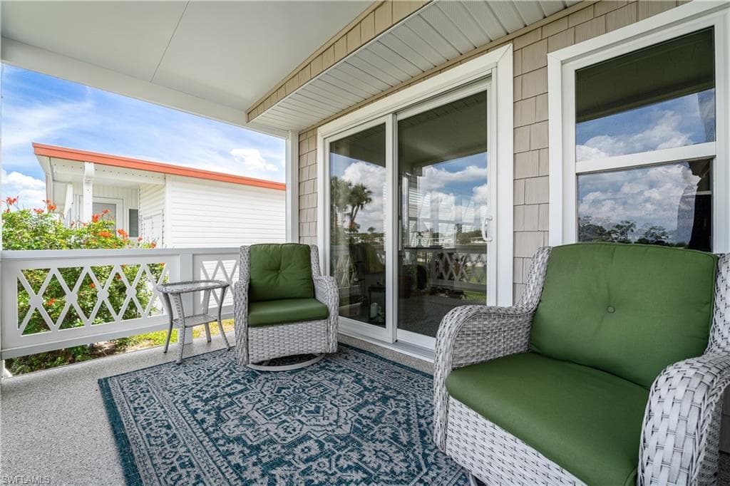 237 Palmer BLVD-38