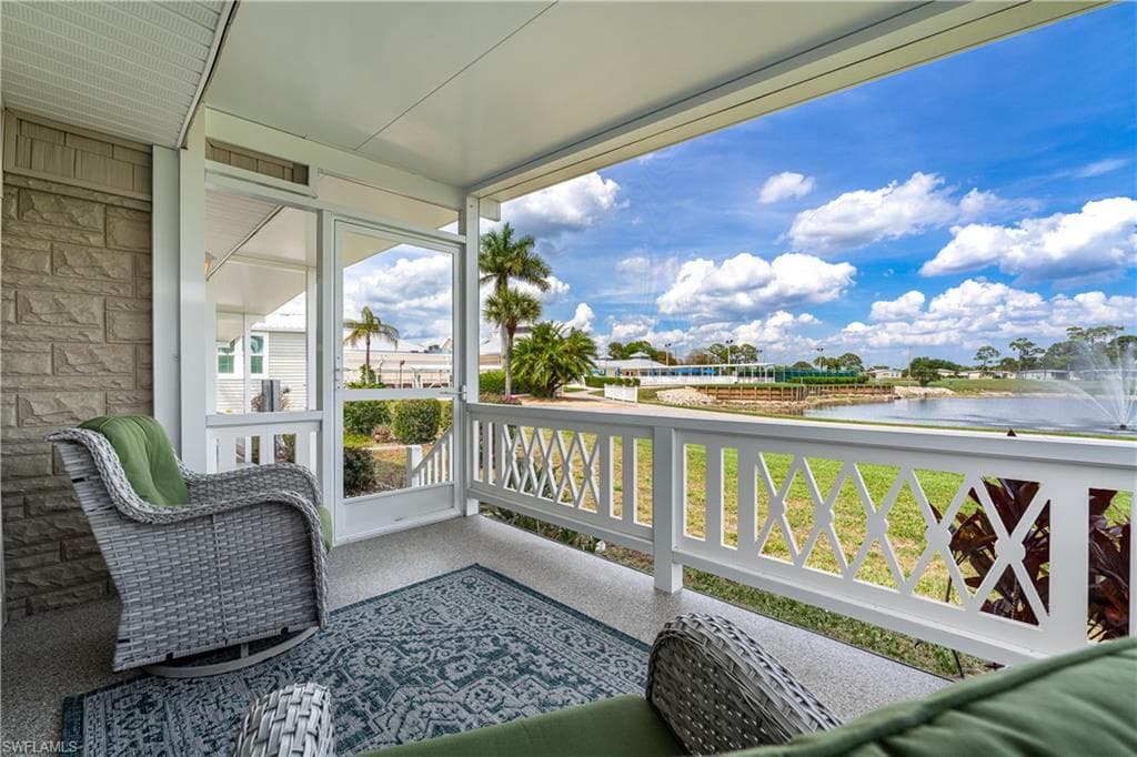 237 Palmer BLVD-37