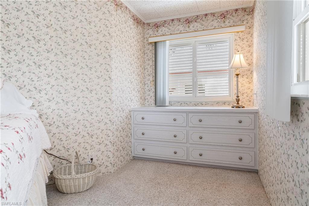 237 Palmer BLVD-29