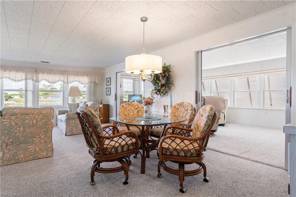 237 Palmer BLVD-21