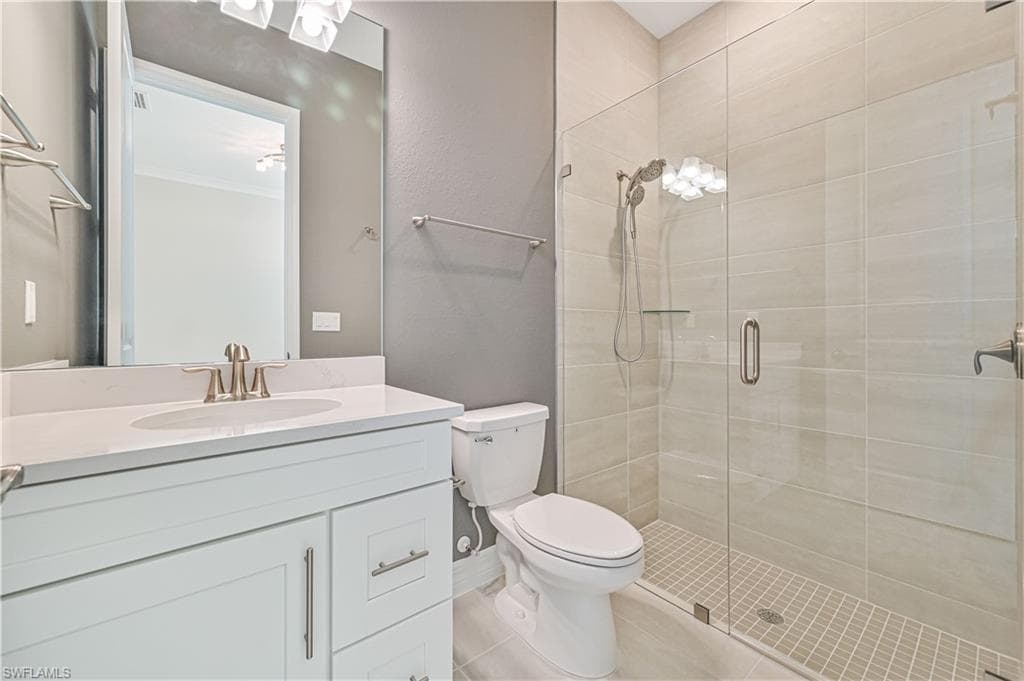 13699 Blue Bay CIR-26