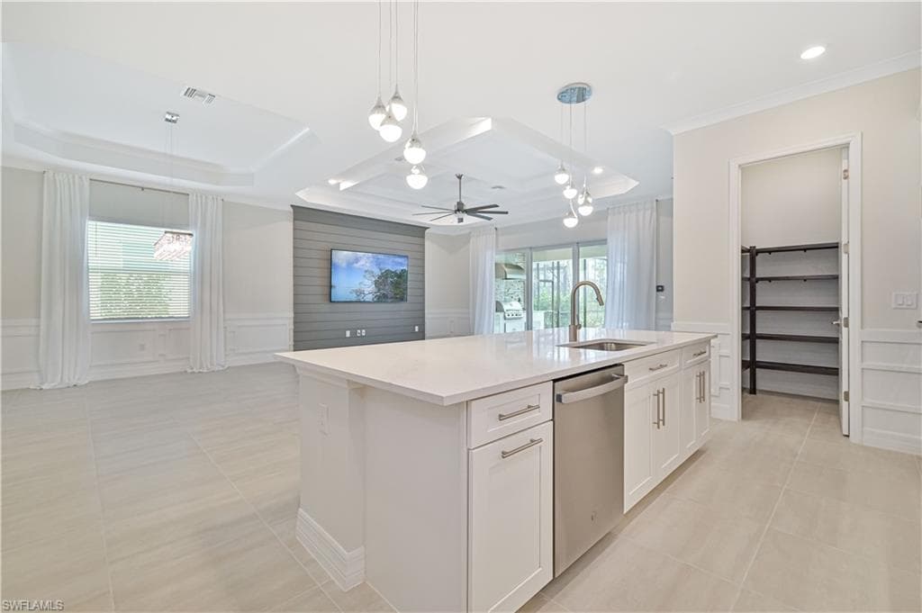13699 Blue Bay CIR-14