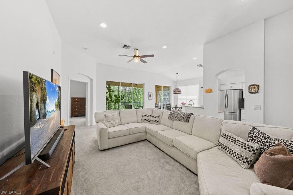 23039 Lone Oak DR-14