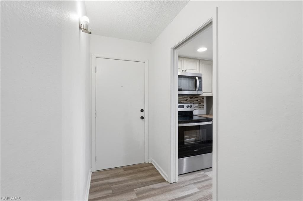 2366 E Mall DR 403-6