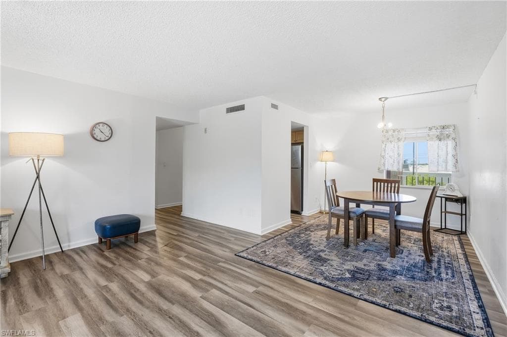 2366 E Mall DR 403-9