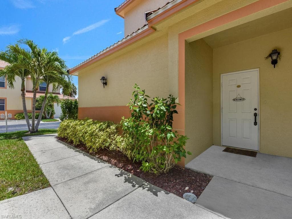 15495 Bellamar CIR 2222-25