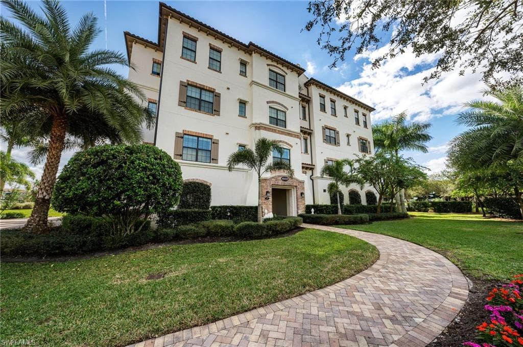 16418 Carrara WAY 101-30