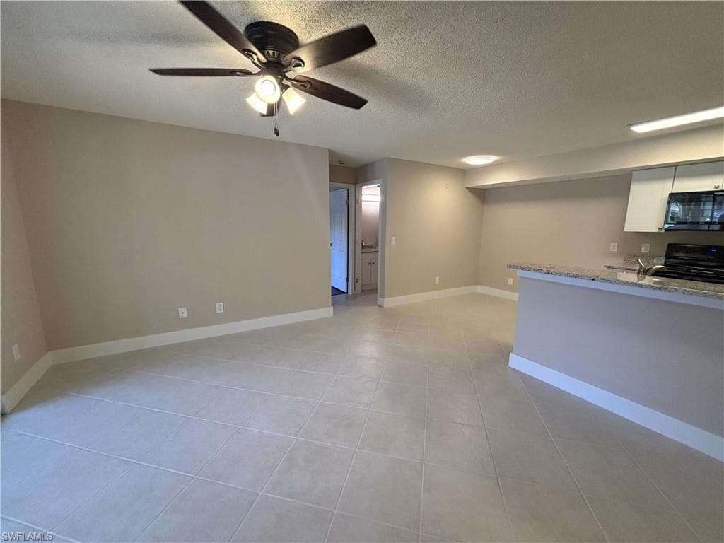 2094 Arbour Walk CIR 3015-6