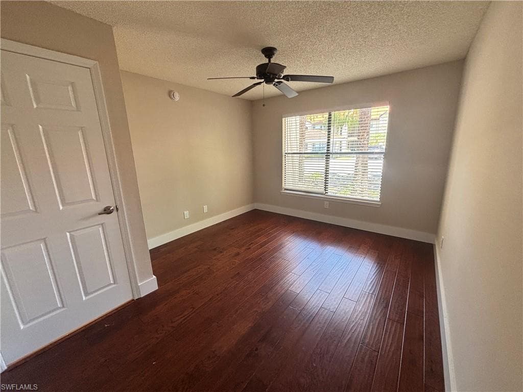 2094 Arbour Walk CIR 3015-12