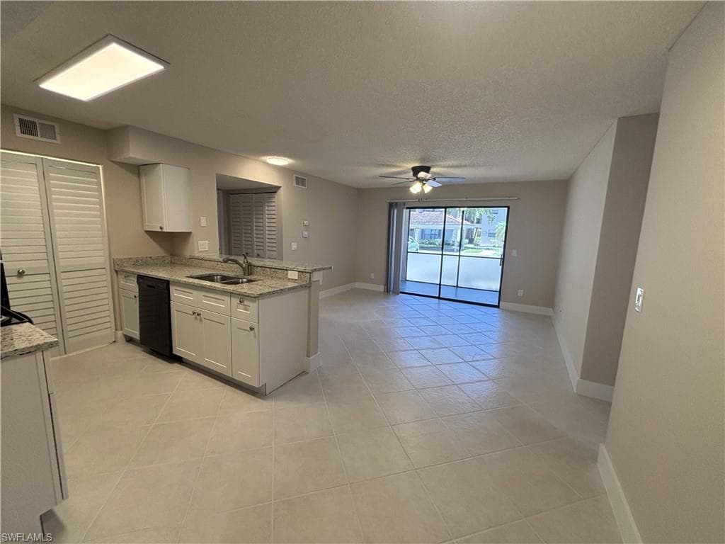 2094 Arbour Walk CIR 3015-1